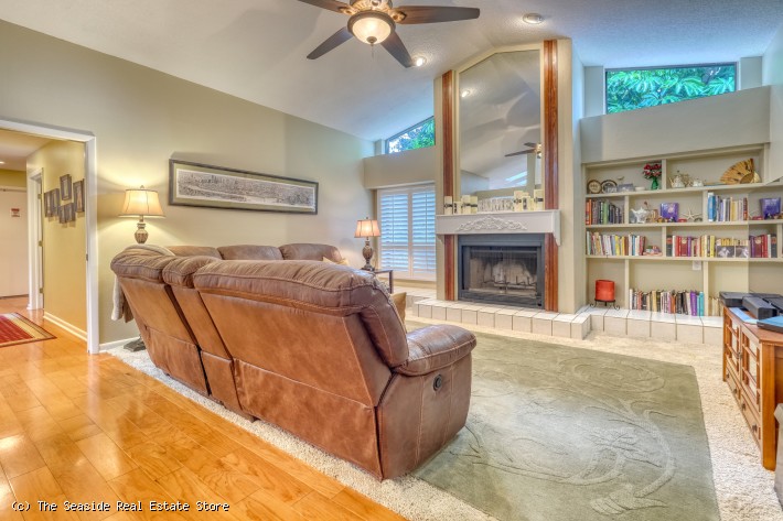 Safety Harbor 4 bedroom pool home!